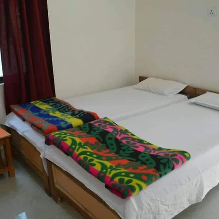 Middle Way Home Stay Bodh Gaya Εξωτερικό φωτογραφία